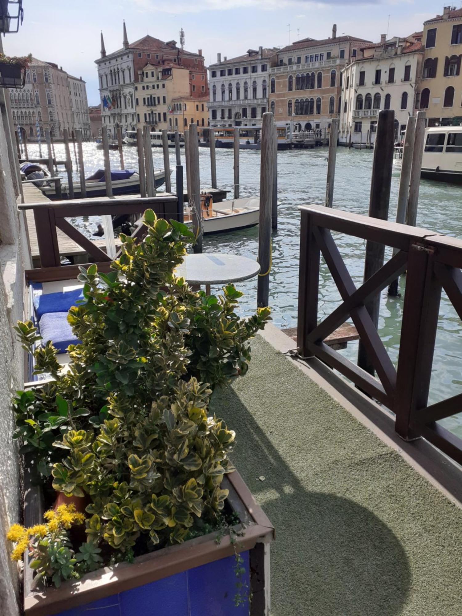 Honeymoon Suite On Grand Canal Venice Exterior photo