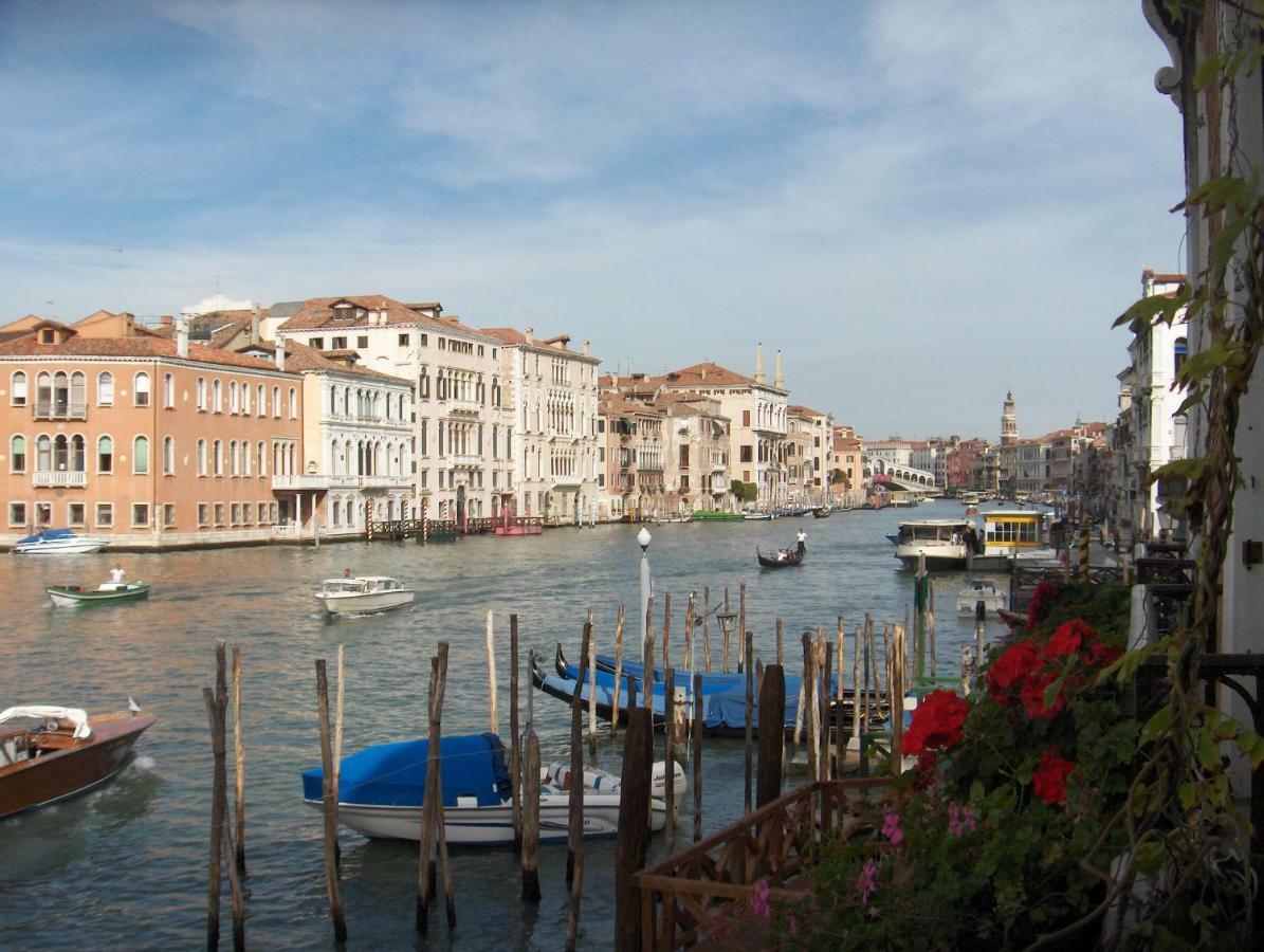 Honeymoon Suite On Grand Canal Venice Exterior photo